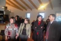 A directora xeral de Comercio, acompañada do xerente de Galicia Calidade, a delegada de Innovación en Pontevedra e a propietaria de Casa de Porto